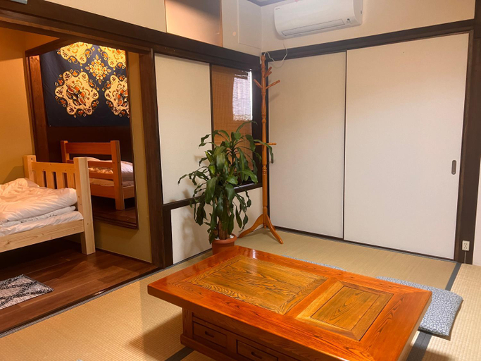 Others 4, Dormitory Omitsu, Nara