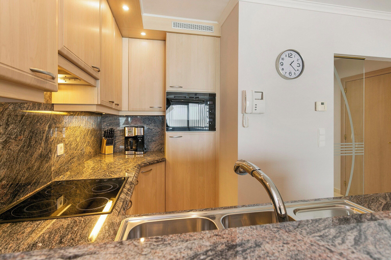 Private kitchen 3, Seafront Apartment in Blankenberge, West-Vlaanderen