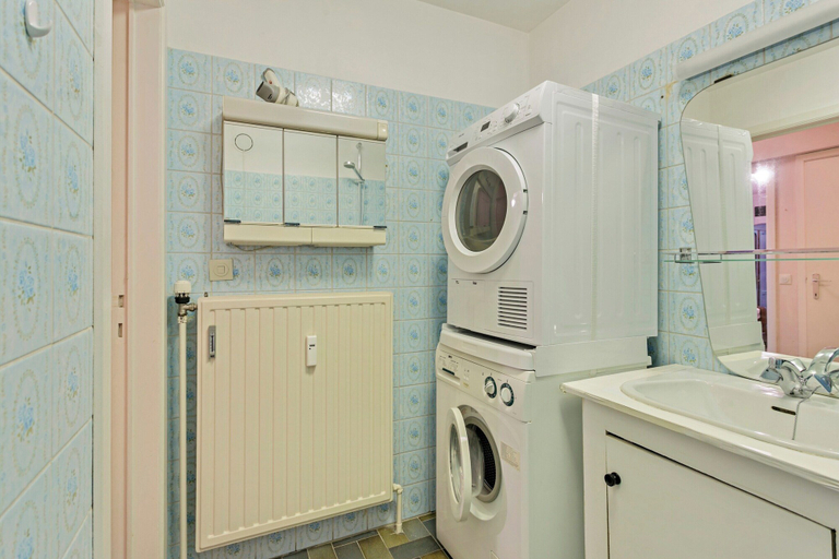 Bathroom 4, Flat in Blankenberge With Harbour Views, West-Vlaanderen