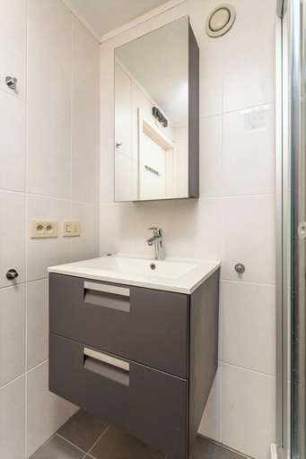 Bathroom 4, Apartment in Blankenberge Near Beach, West-Vlaanderen