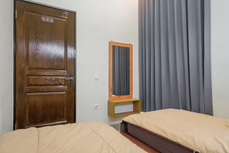 Bedroom 14