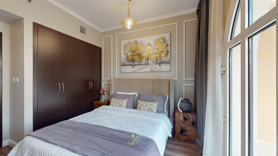 Room 4, JVC - Summer 1 419 in Dubai, Dubai