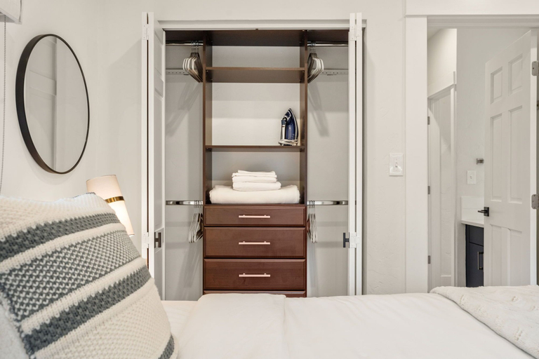 Bedroom 3, Chic Luxury Retreat in Old Town Walk Everywhere!, Larimer