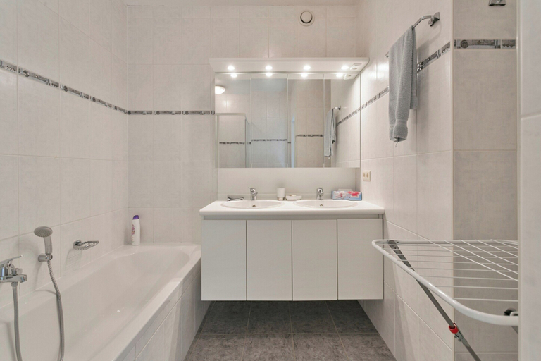 Bathroom 3, Apartment in Blankenberge Near the Beach, West-Vlaanderen