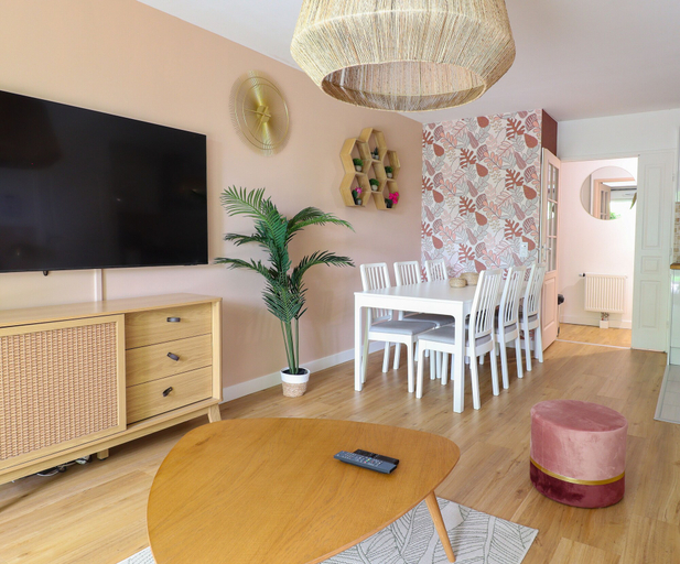 Others 5, 123home- Garden & spa, Seine-et-Marne