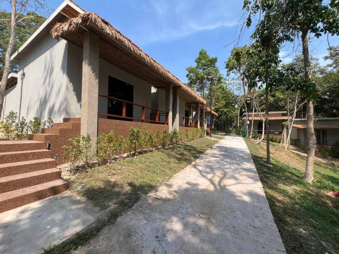 Exterior & Views 2, Mad Monkey Koh Sdach, Kiri Sakor
