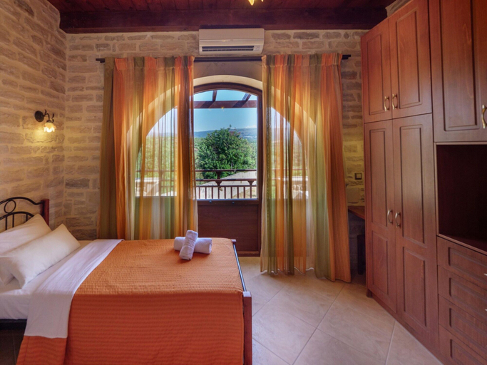 Room 5, Holiday Home in Arkadi With Private Pool, Crete