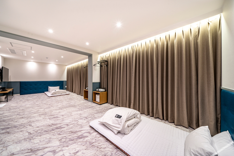 Bedroom 4, Busan Songjeong Brooks Hotel, Haeundae