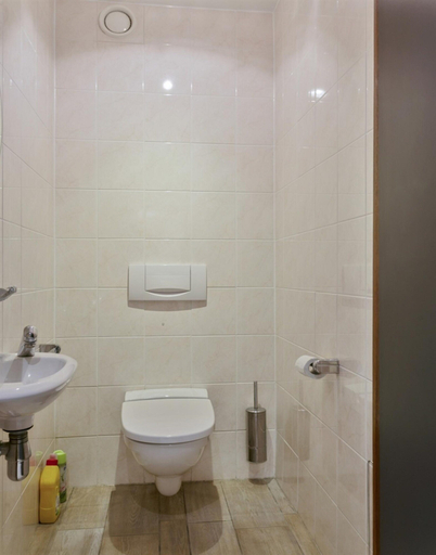 Bathroom 2, Apartment in Blankenberge by the Marina, West-Vlaanderen