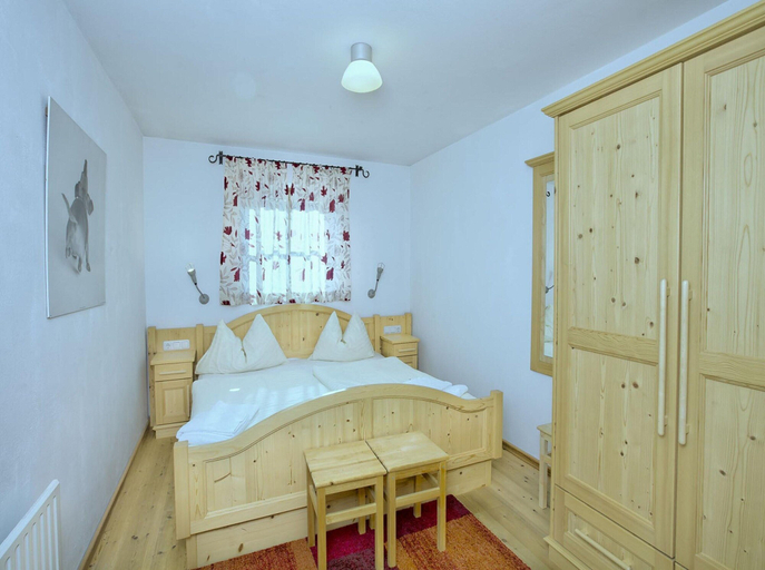 Room 3, Large Chalet in Wald im Pinzgau, Zell am See