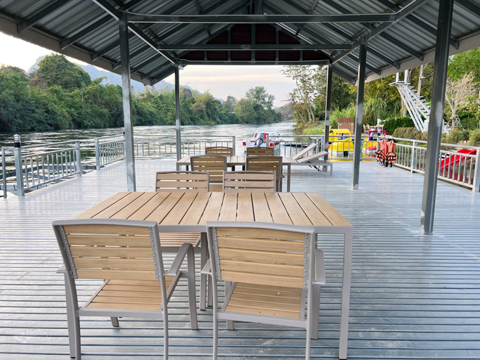 Food & Drinks 4, Thebest Capsule Resort, Muang Kanchanaburi