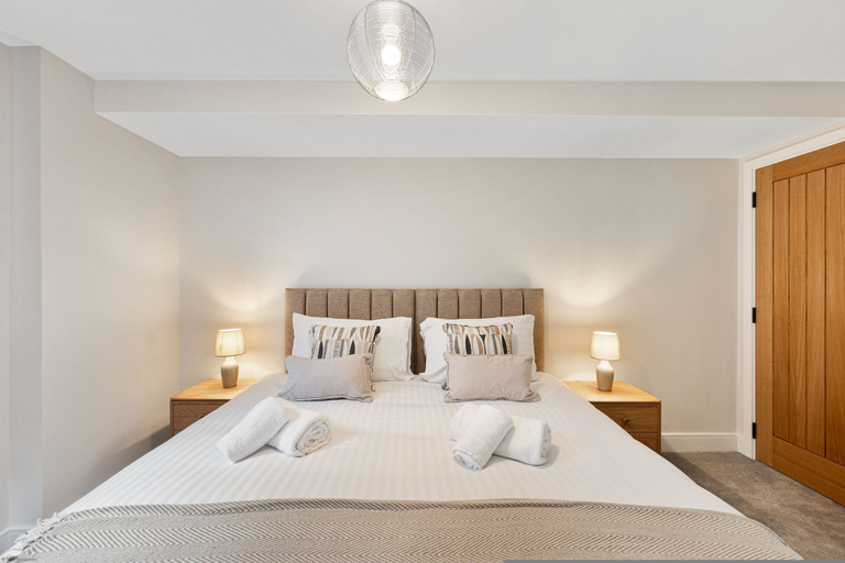 Room 2, Host Stay Rock Mill 27 - Chatsworth, Derbyshire