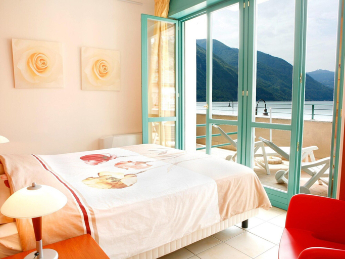 Bedroom 3, Lake-view Apartment in Porlezza With Balcony, Como