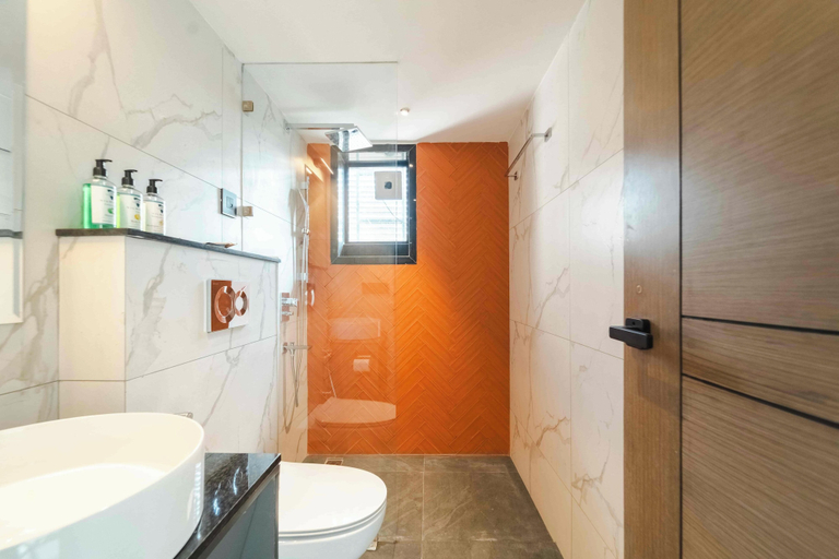 Bathroom 5, Vilmaris Luxury Hotel in Calangute, North Goa