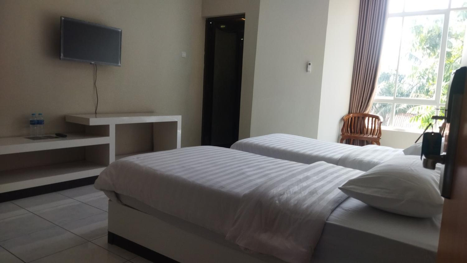 Bedroom 9