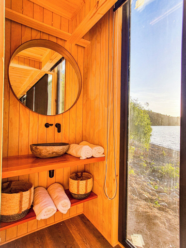 Bathroom, Outscape Puyehue, Osorno