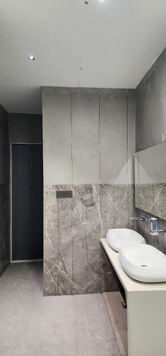 Bathroom 4, Hotel StatusInn, Kolhapur