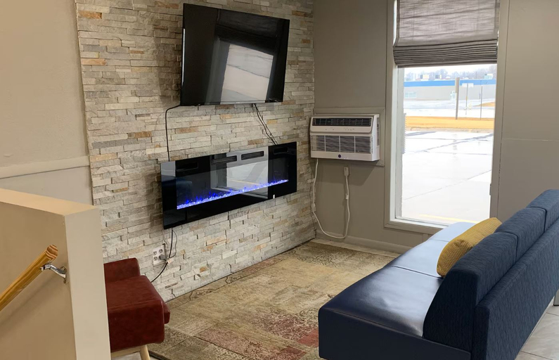 Exterior & Views 2, Super 8 by Wyndham Kirksville, Adair