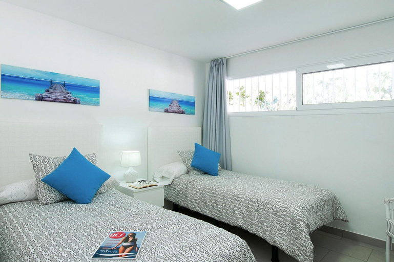 Bedroom 3, Bungalow in San Agustin With Pool, Las Palmas
