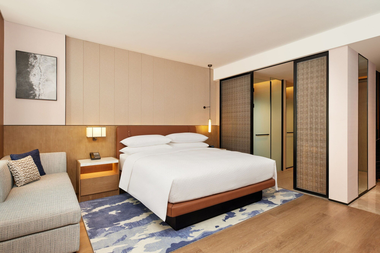 Bedroom 2, Four Points by Sheraton Dunhuang, Jiuquan