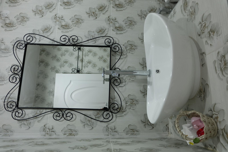 Bathroom 9