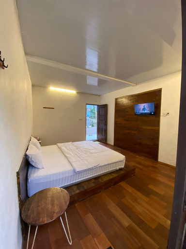 Bedroom 3, Shtepine Villas, Tegal