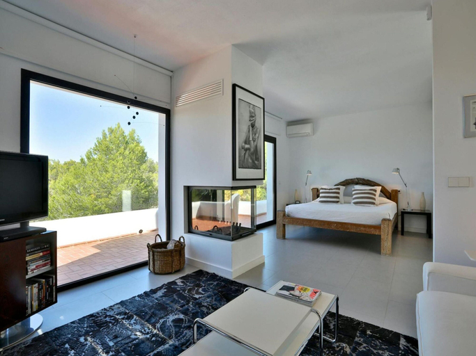 Room 3, Villa With Outdoor Area, Baleares