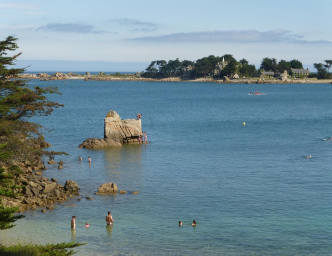 Others 5, Stone House near Pink Granite Coast Beaches, Côtes-d'Armor