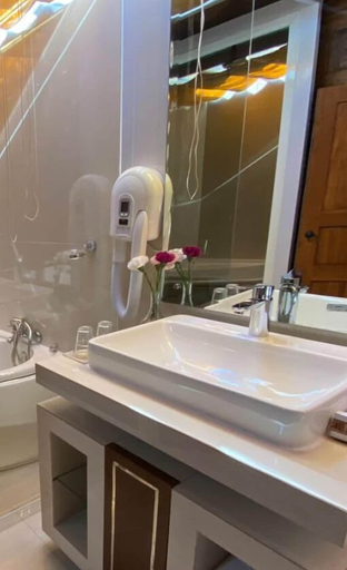 Bathroom, BLARAK VILLA, Gunung Kidul