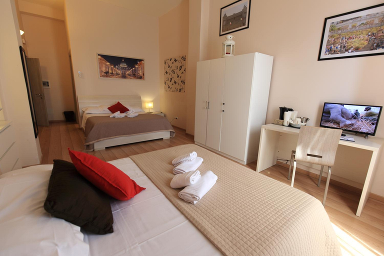 Bedroom 2, Aria Rome Rooms, Roma