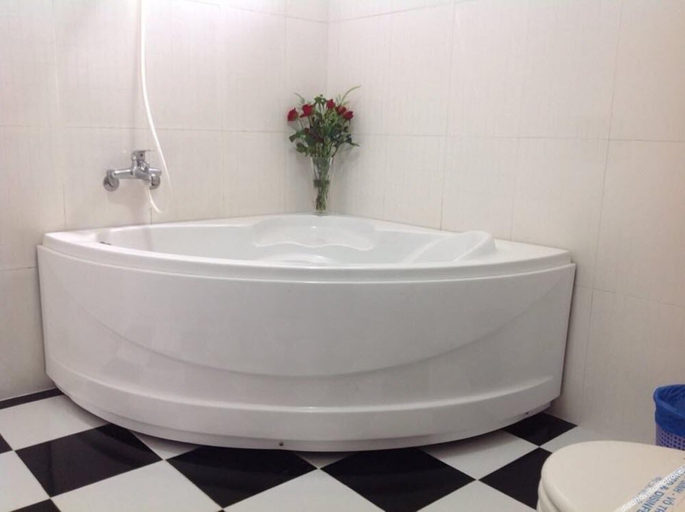Bathroom 3, Ha Long Hotel, Thủ Đức