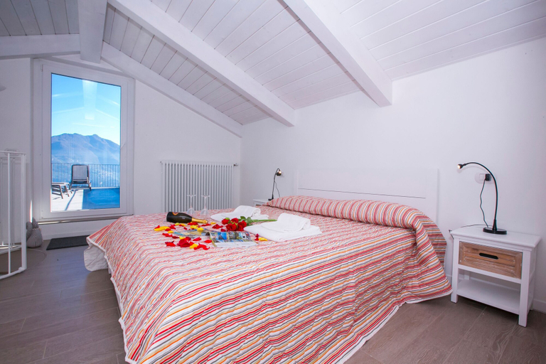 Room 5, Casa Laura Apt 6 in Il Piazzo, Como