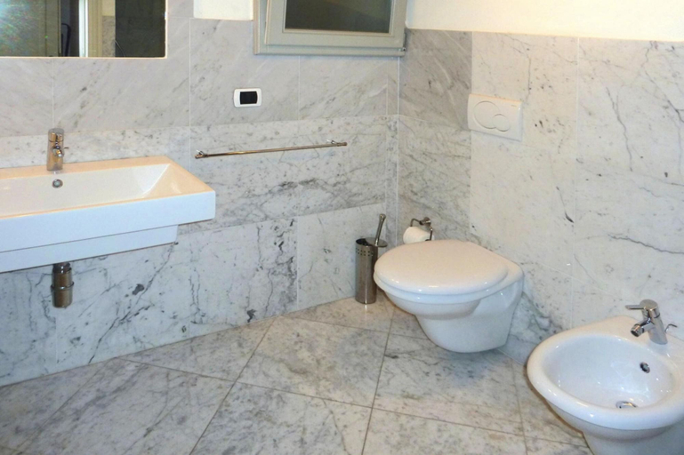 Bathroom 4, Residence La Chiusa di Rio, Rio Nell'elba, Livorno