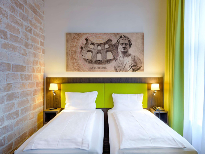 Bedroom 10