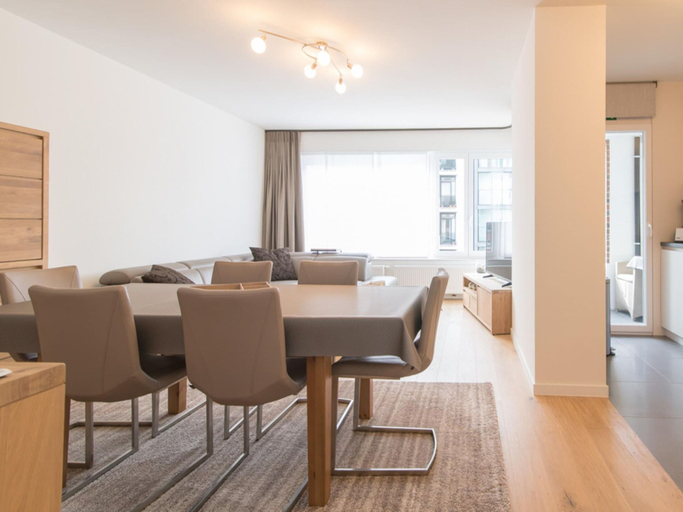 Dining 4, Centrally Located Apartment in Ostend, West-Vlaanderen