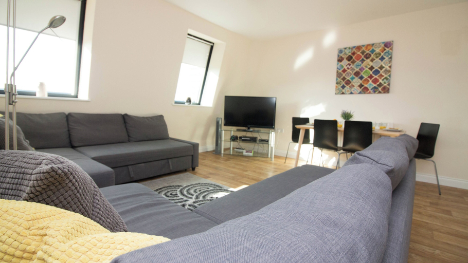 Room 4, Stayzo Premiere Serviced Accommodation - 17, Southampton