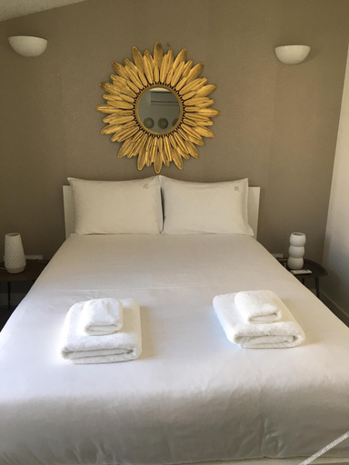 Bedroom 3, Morgan-Jupiter Apartments, Lisbon