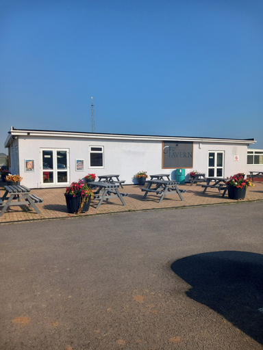 Outdoor dining, 3bed-sleeps6-pet Friendly-familyfriendly, Lincolnshire