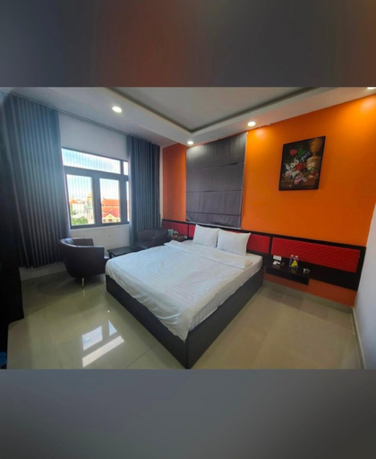 Bedroom 8