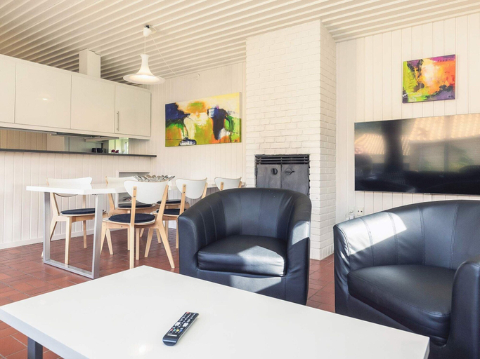 Dining 5, Holiday Home in Middelfart- Pets Allowed, Middelfart