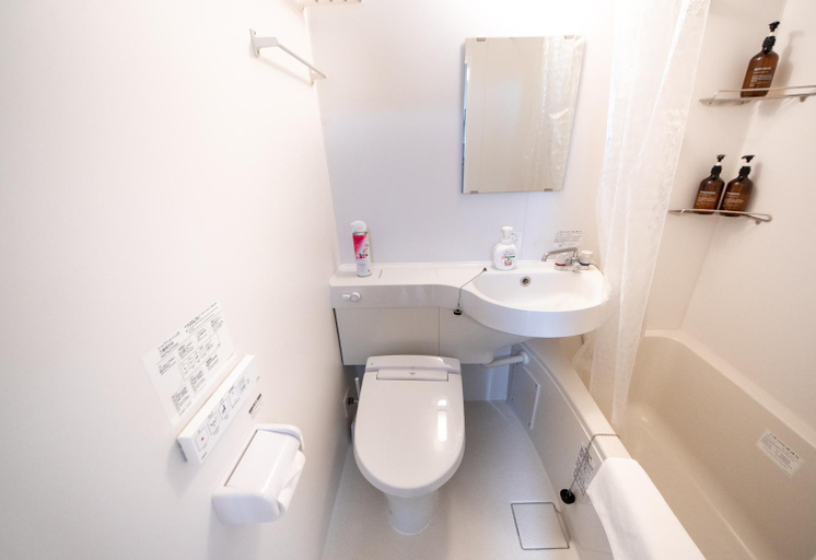 Bathroom 2, Comfy Stay MR1 & MR2, Nara
