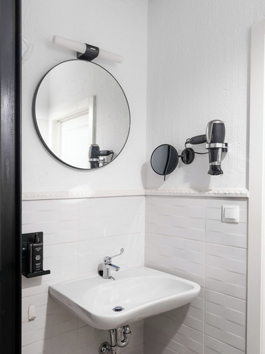 Bathroom 4, Limehome Almeria C. Hernán Cortés, Almería