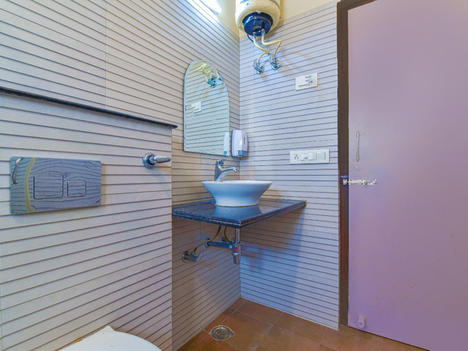 Bathroom 8