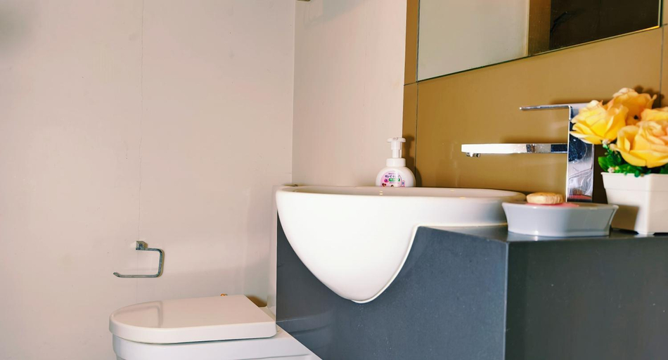 Bathroom 4, Unixx condo sea view near walking street, Pattaya