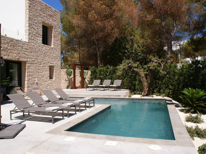 Pool 3, Charming Villa With sea Views, Baleares