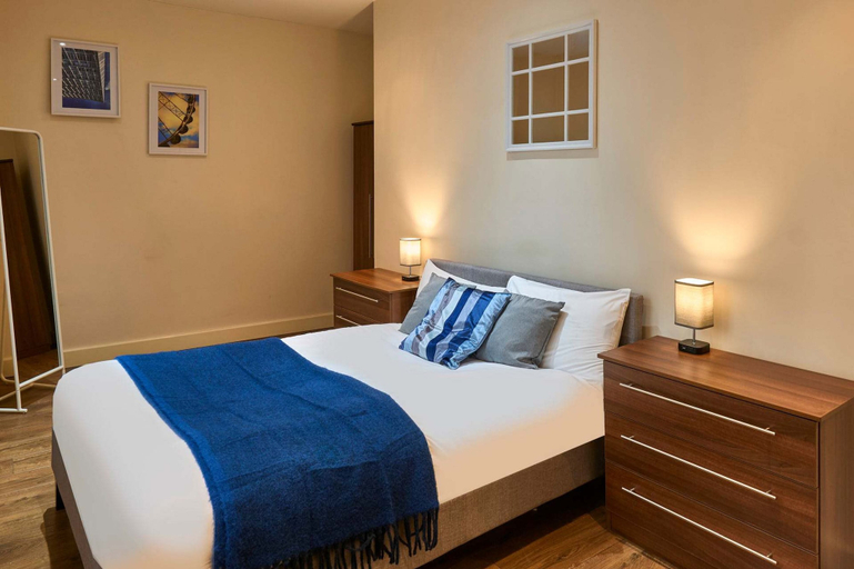 Room 5, Host Stay Three Graces Getaway, Sefton