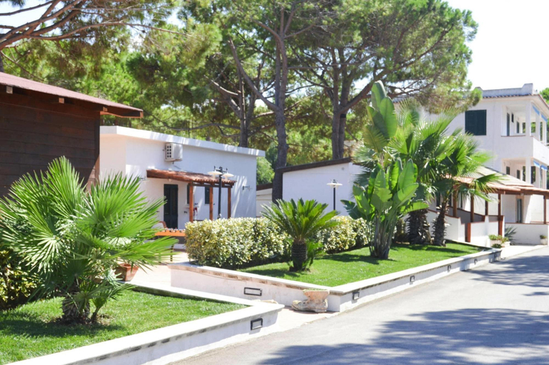 Exterior 4, Bungalow in a Resort in Lido del Sole With Terrace, Foggia