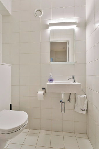 Others 2, Flat in Blankenberge With Marina Views, West-Vlaanderen