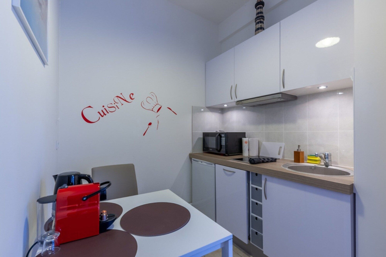 Private kitchen 3, Cosy Studio - 2P - Port de Deauville, Calvados