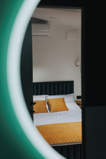 Bedroom 13